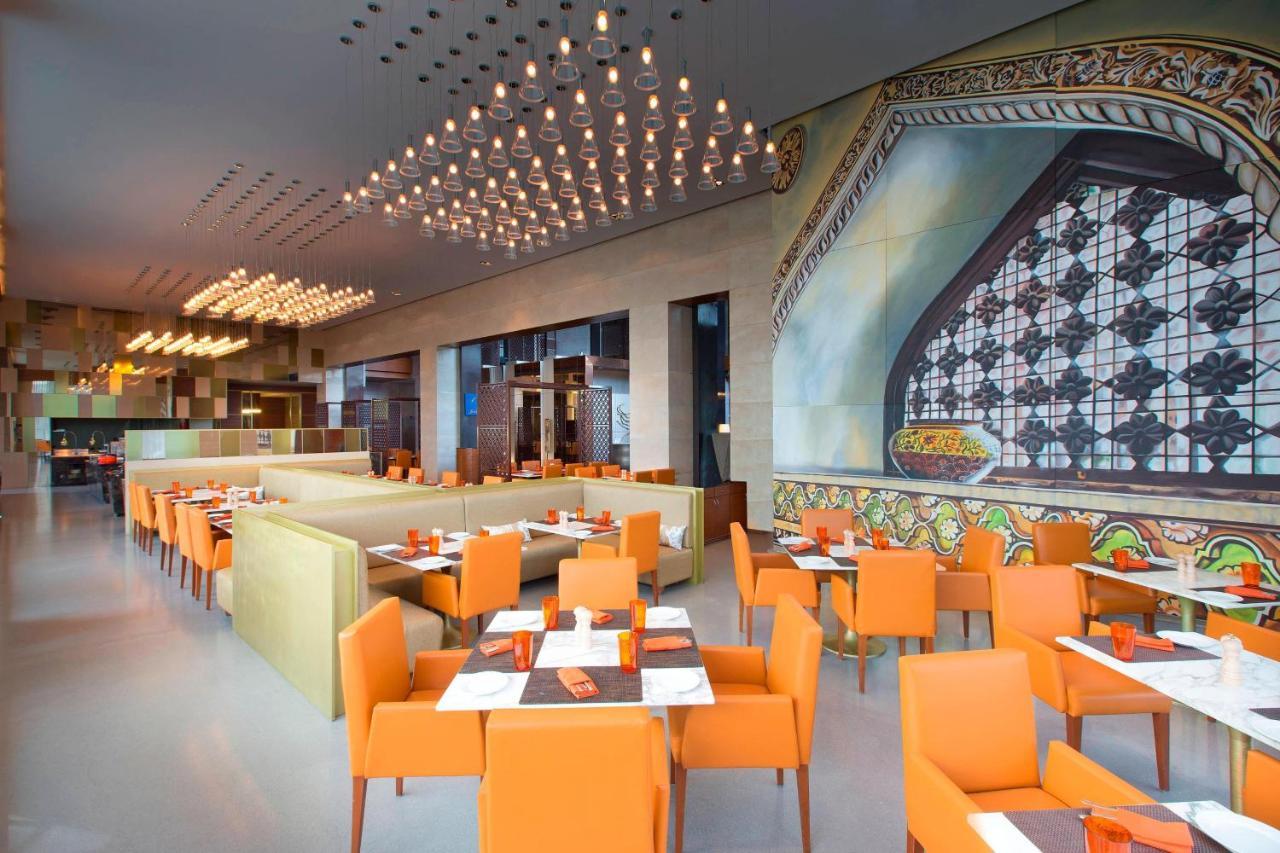 Sheraton Hyderabad Hotel Εξωτερικό φωτογραφία