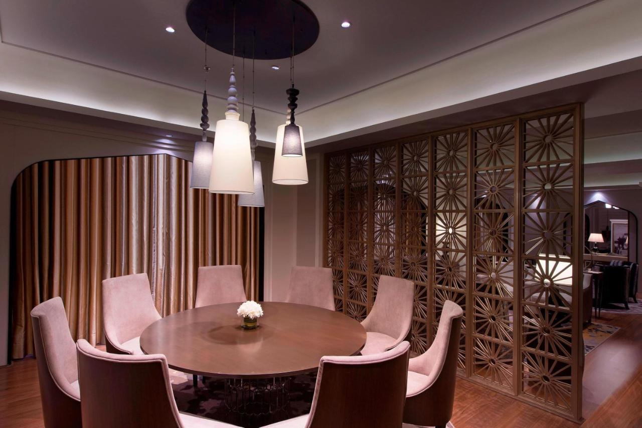 Sheraton Hyderabad Hotel Εξωτερικό φωτογραφία