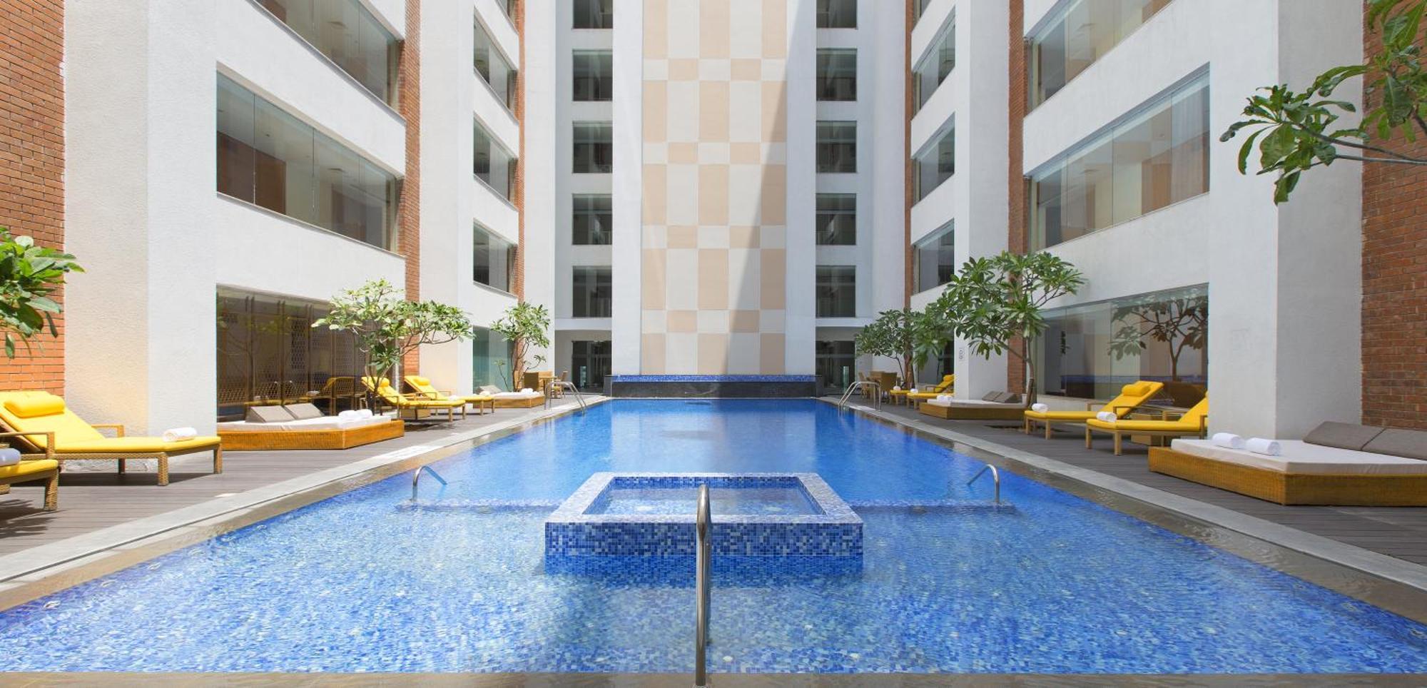 Sheraton Hyderabad Hotel Εξωτερικό φωτογραφία
