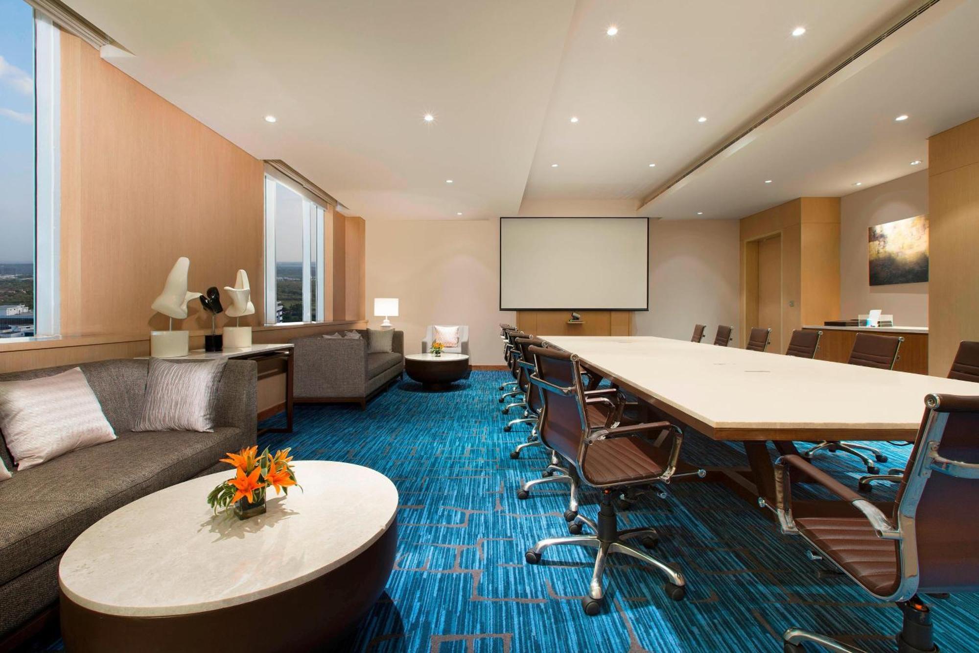 Sheraton Hyderabad Hotel Εξωτερικό φωτογραφία