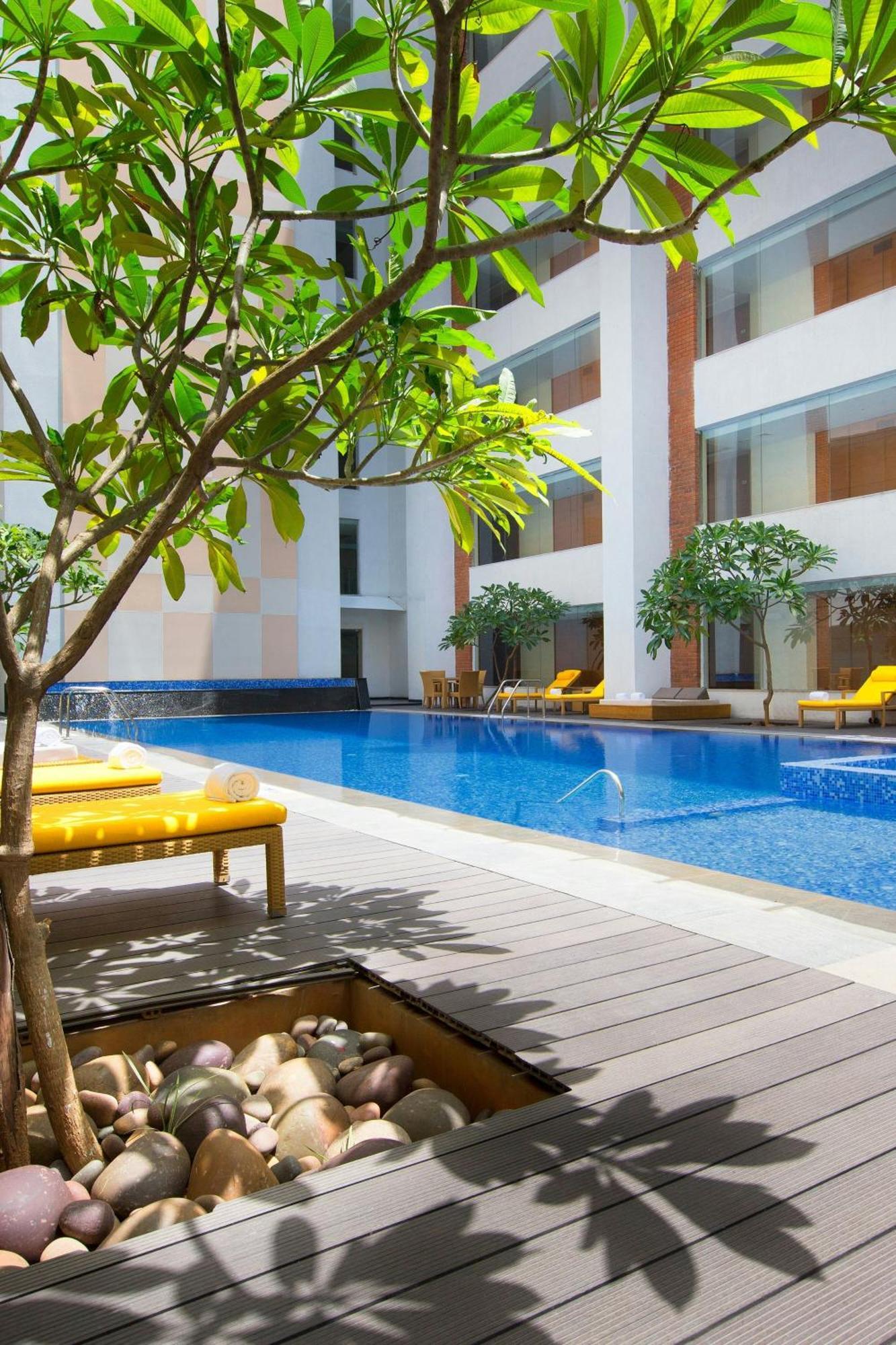 Sheraton Hyderabad Hotel Εξωτερικό φωτογραφία