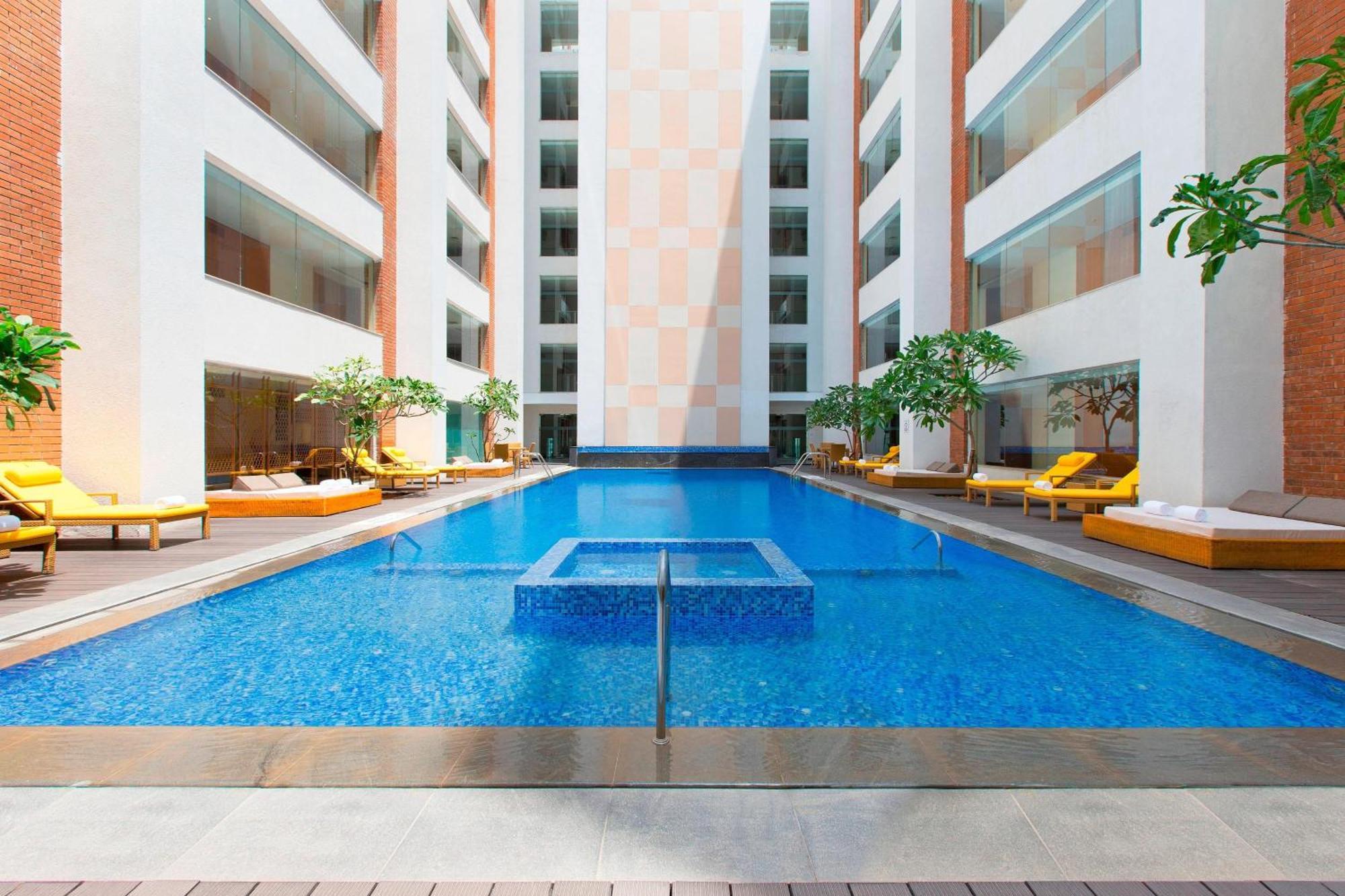 Sheraton Hyderabad Hotel Εξωτερικό φωτογραφία