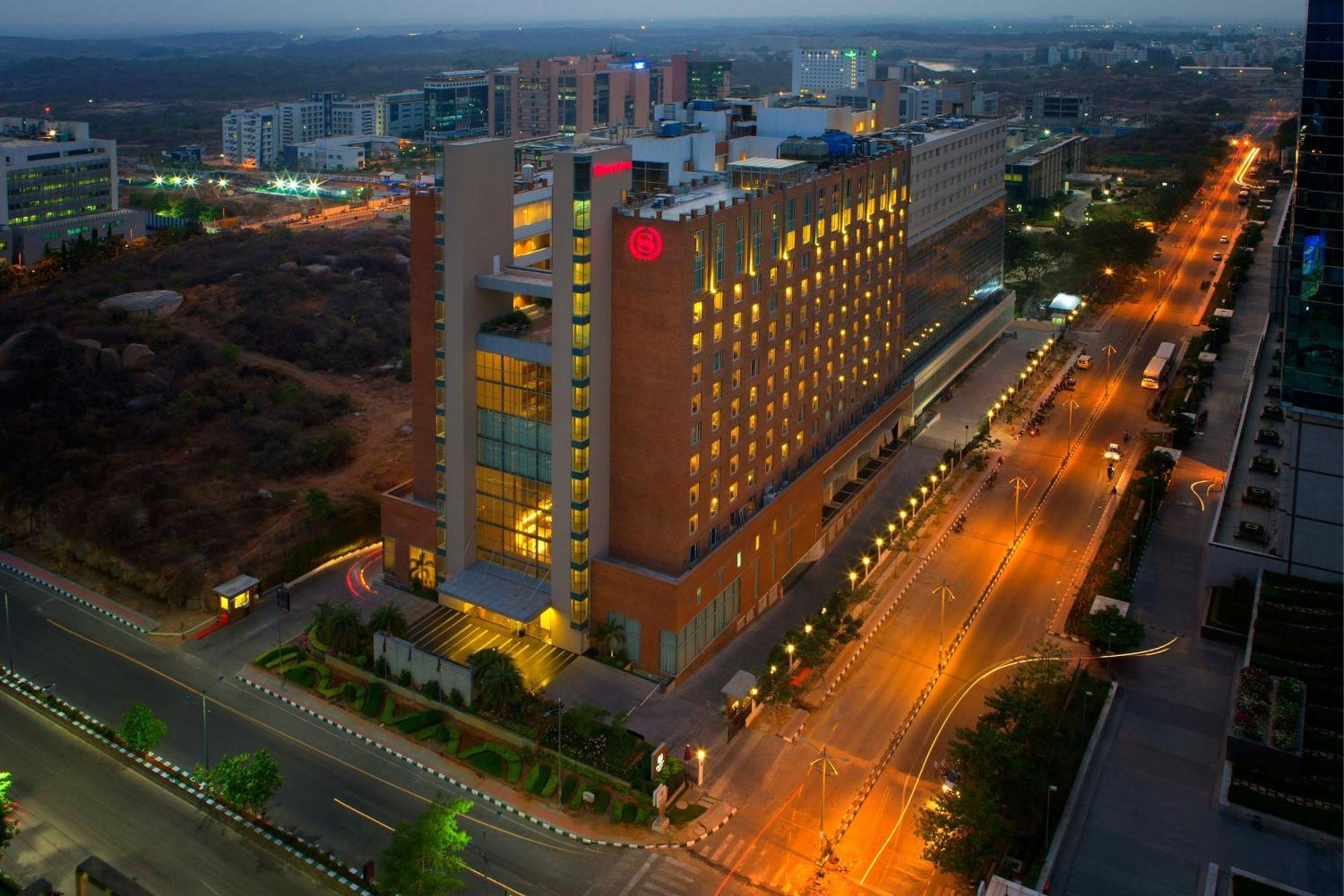 Sheraton Hyderabad Hotel Εξωτερικό φωτογραφία