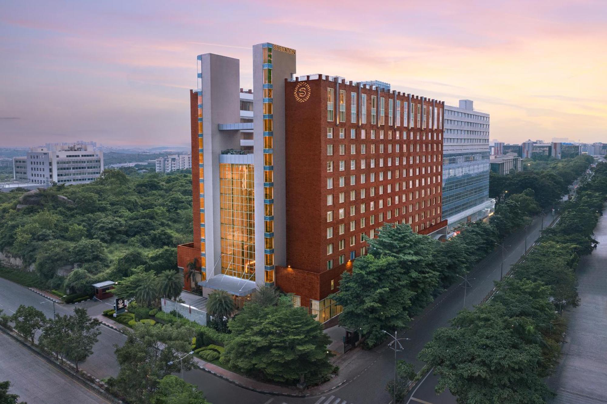Sheraton Hyderabad Hotel Εξωτερικό φωτογραφία